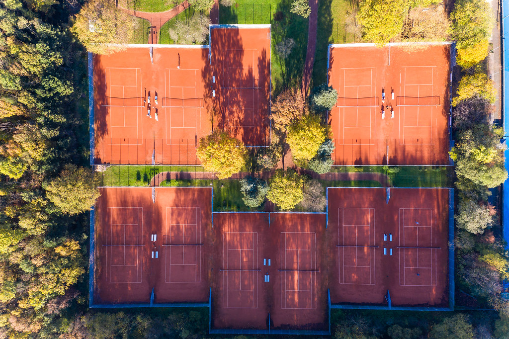 Tennisplätze des Marienburger Sport-Club 1920 e.V. im Forstbotanischen Garten und Friedenswald in der Vogelperspektive