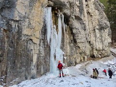 2020 November 15 - Winter hike up Grotto Canyon
