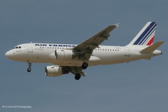 F-GRXG_A319_Air France_-