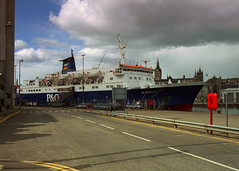 Ferries to and within Orkney