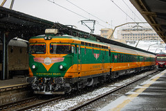 040-EC Locomotive