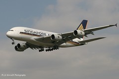 F-WWSA_A388_Singapore Airlines_-