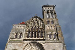FRANCE: Basiliques Cathédrales Abbatiales Abbayes Monastères Cloîtres