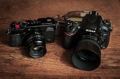 Fujifilm X-Pro1 (2012) / Nikon D600  (2012)
