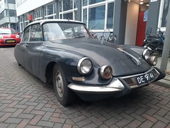 Classic cars in Rotterdam