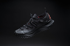 2021 March NIKE ACG Mountain Fly Low.