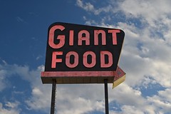 Giant Food sign, May 12, 2020