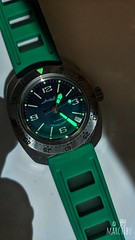 Vostok Amphibia Mod dial azul/verde degradado