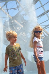 The Kids And The Unisphere