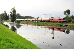 Schulen en Linkhout onder water juli 2021