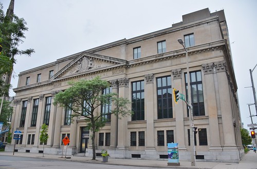 Bank of Montreal Building, 1 Main Street West, Hamilton, ON