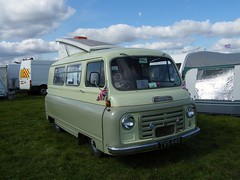 Camper Vans & Motorhomes