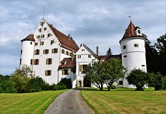 Castles, Schlösser, Castillos, Châteaux