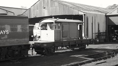 Railway Wagons Coaches & Carriages 