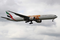 Emirates - A6-ENR
