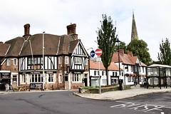 Hessle Square with the Admiral Pub