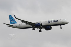 JetBlue Airways - N4048J