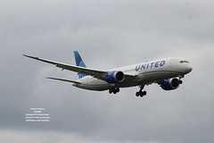 United Airlines - N23983