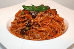Spaghetti with mincemeat tomato sauce / Spaghetti mit Hackfleisch-Tomatensauce