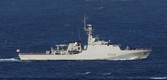 Forces - Royal Navy - HMS Trent