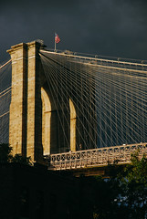 Brooklyn Bridge at sunset, Brooklyn (New York City, USA)