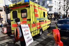 Blockaden und Krankenwagen