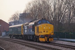 37401 & 'Caroline' 975025 in Middlesbrough & Thornaby (23.03.2022)