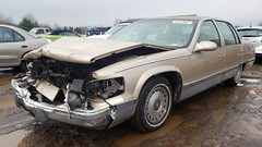 Salvage 1995 Cadillac Fleetwood Brougham