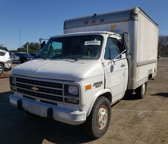 Salvage 1994 Chevrolet G30 Cargo Box Truck