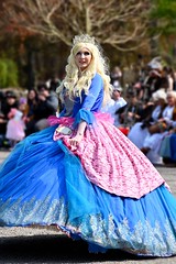 220423 Haarzuilens - Elfia 2022 - Costume Parade - Cosmeleon Barbie #