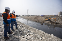 250522 Municipalidad de Lima realiza trabajos de descolmatación en el río Rímac
