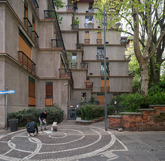 complesso residenziale di via Cavalieri di San Sepolcro, Milano
