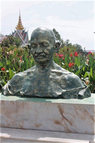 Mohandas Karamchand Ghandi Statue, Phnom Penh, Cambodia.