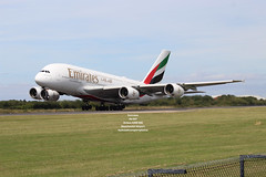 Emirates - A6-EEY
