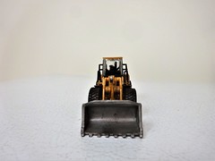 Norscot Cat 966G  Wheel Loader 1/87 Scale Die-Cast Model Detailed Weathered