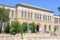 Old Nathaniel Hawthorne Jr. High School (San Antonio, Texas)