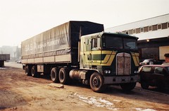 American Trucks / Camions Américains