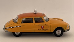 Miniature Model Taxis