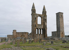 Cycling Scotland to the South of France 2022 (1): St Andrews to Lindisfarne