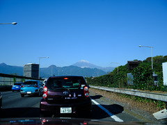 view-from-tomei-expressway_031122