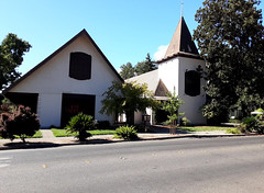 300 West ST, Vacaville, CA 95688 (Vacaville Church of the Epiphany)