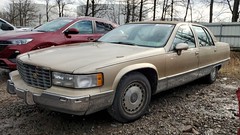 Salvage 1993 Cadillac Fleetwood Brougham