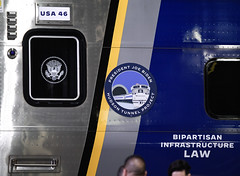 PHOTOS: President Biden Makes Infrastructure Announcement at Long Island Rail Road West Side Yard