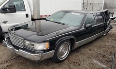 Salvage 1993 Cadillac Fleetwood Limousine