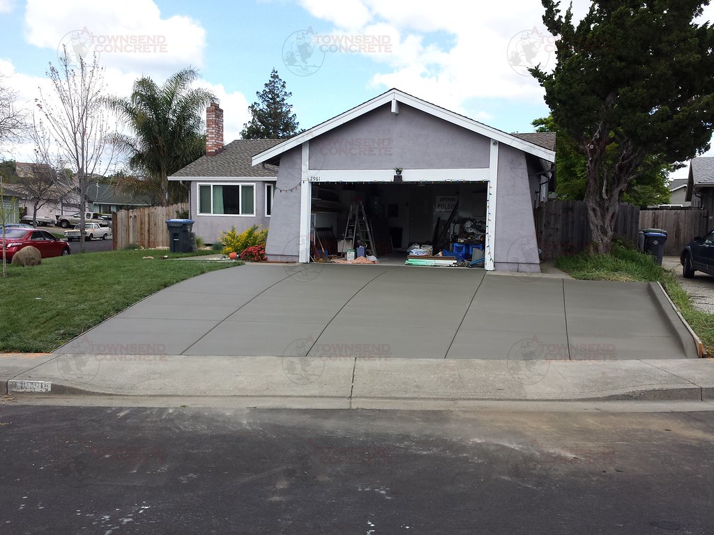 Big Extended Driveway In Fairfield California