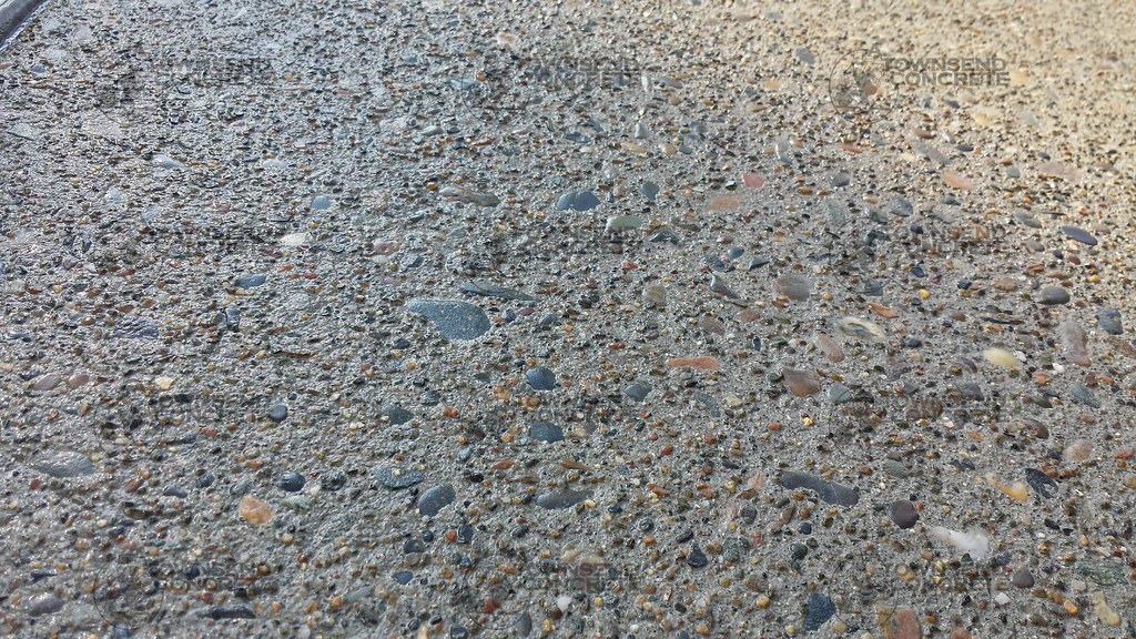 Natural Wash Exposed Aggregate Concrete