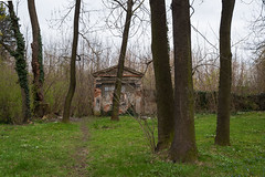 S 120_23 PACZKOW: Emplacement et ruines de l'ancien cimetière