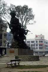 Tượng đài TQLC ở Saigon - Monument dedicated to Vietnamese Marines