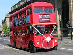 UK - Bus - Henry Cooper Coaches