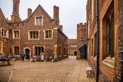 UK - Surrey - Hampton Court Tudor Kitchens